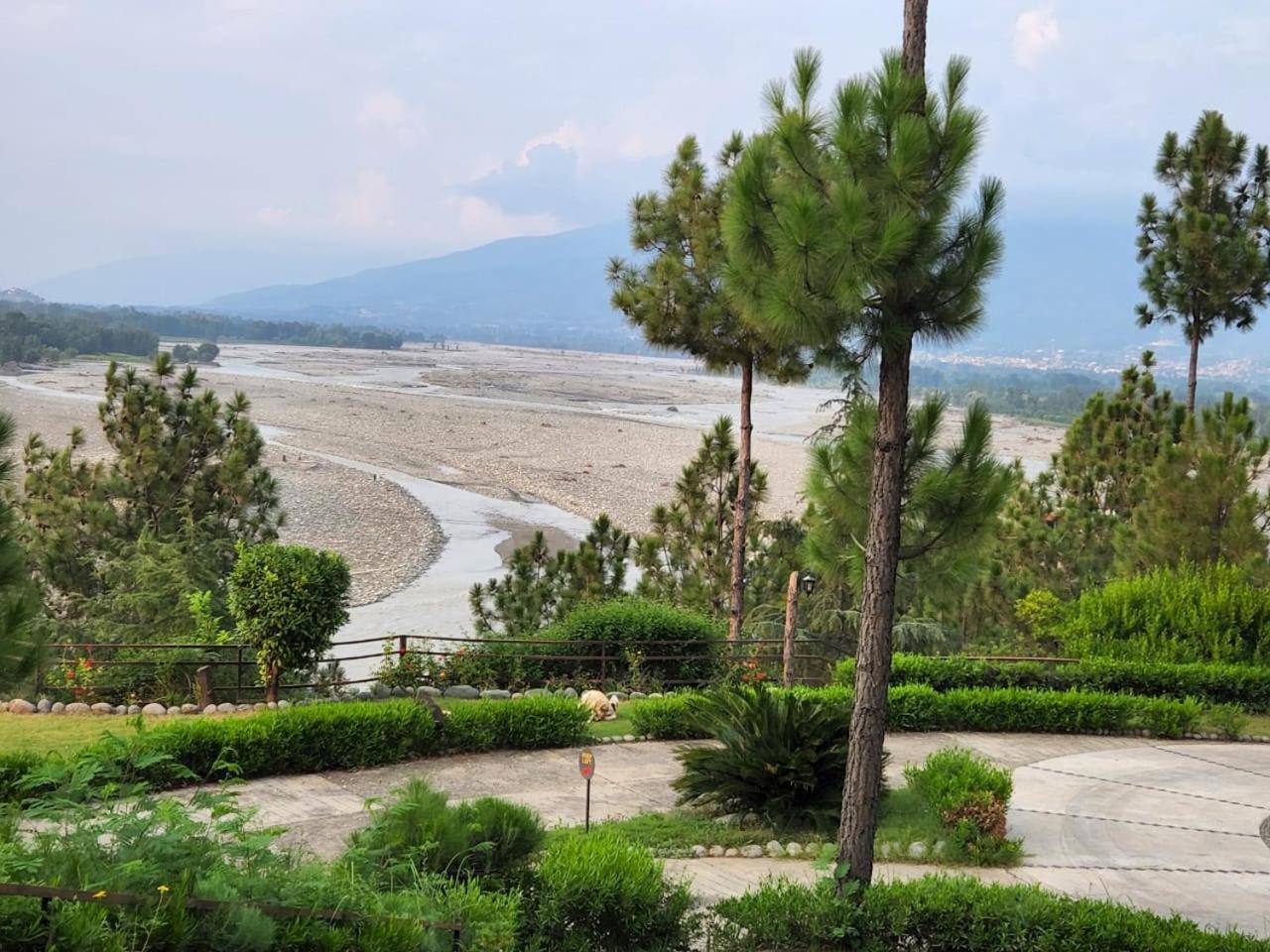 Rock City Resort Saidu Sharif Zewnętrze zdjęcie