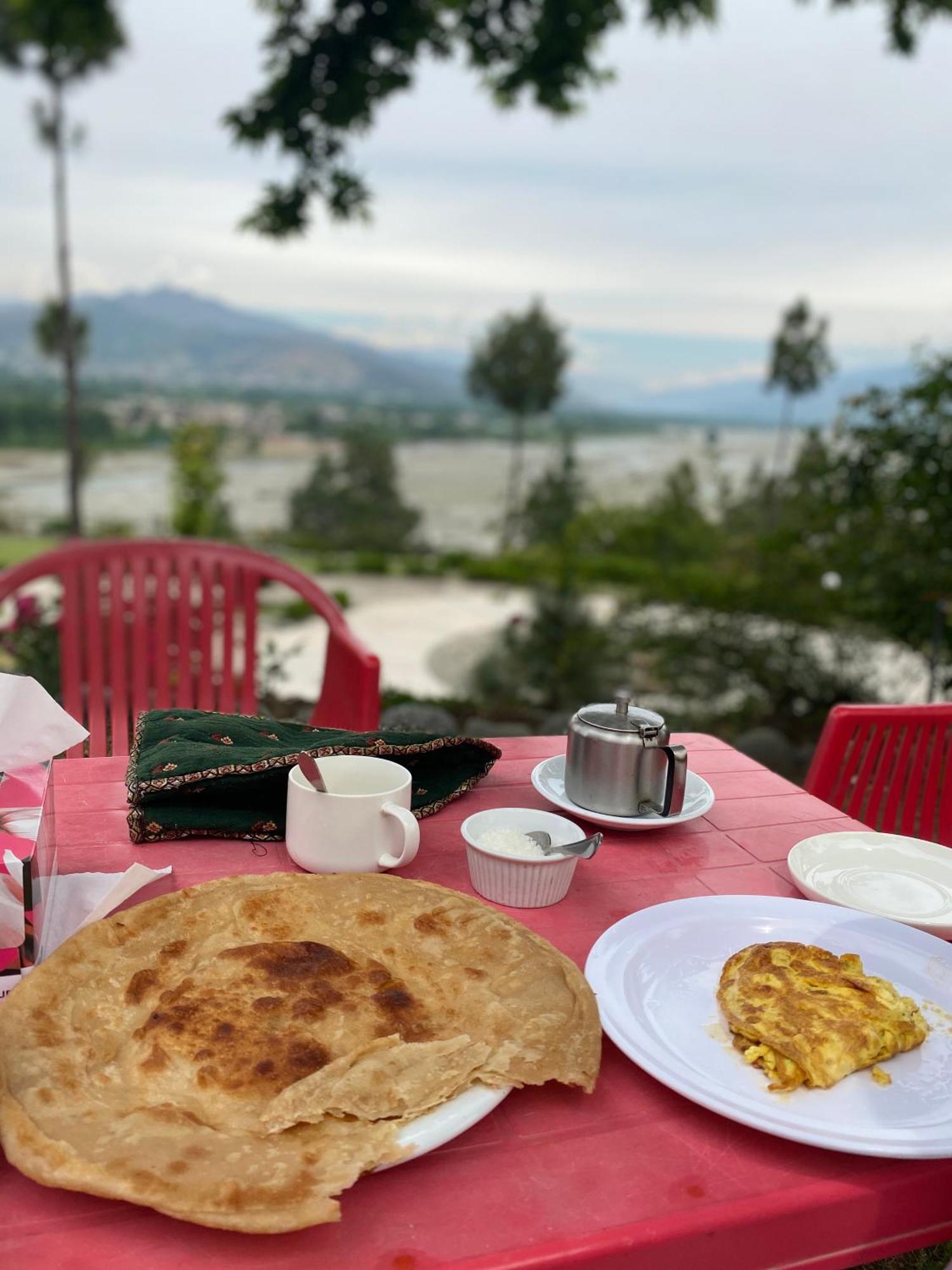 Rock City Resort Saidu Sharif Zewnętrze zdjęcie