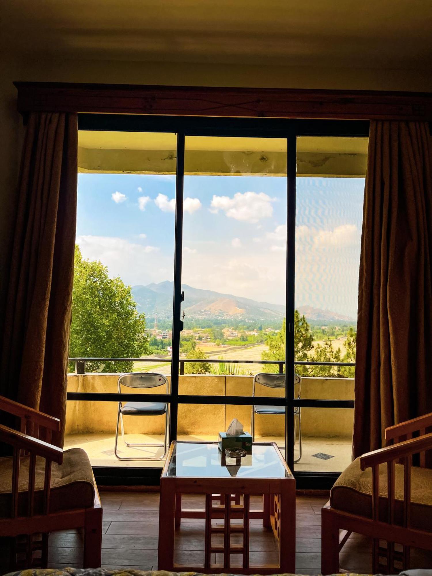 Rock City Resort Saidu Sharif Zewnętrze zdjęcie