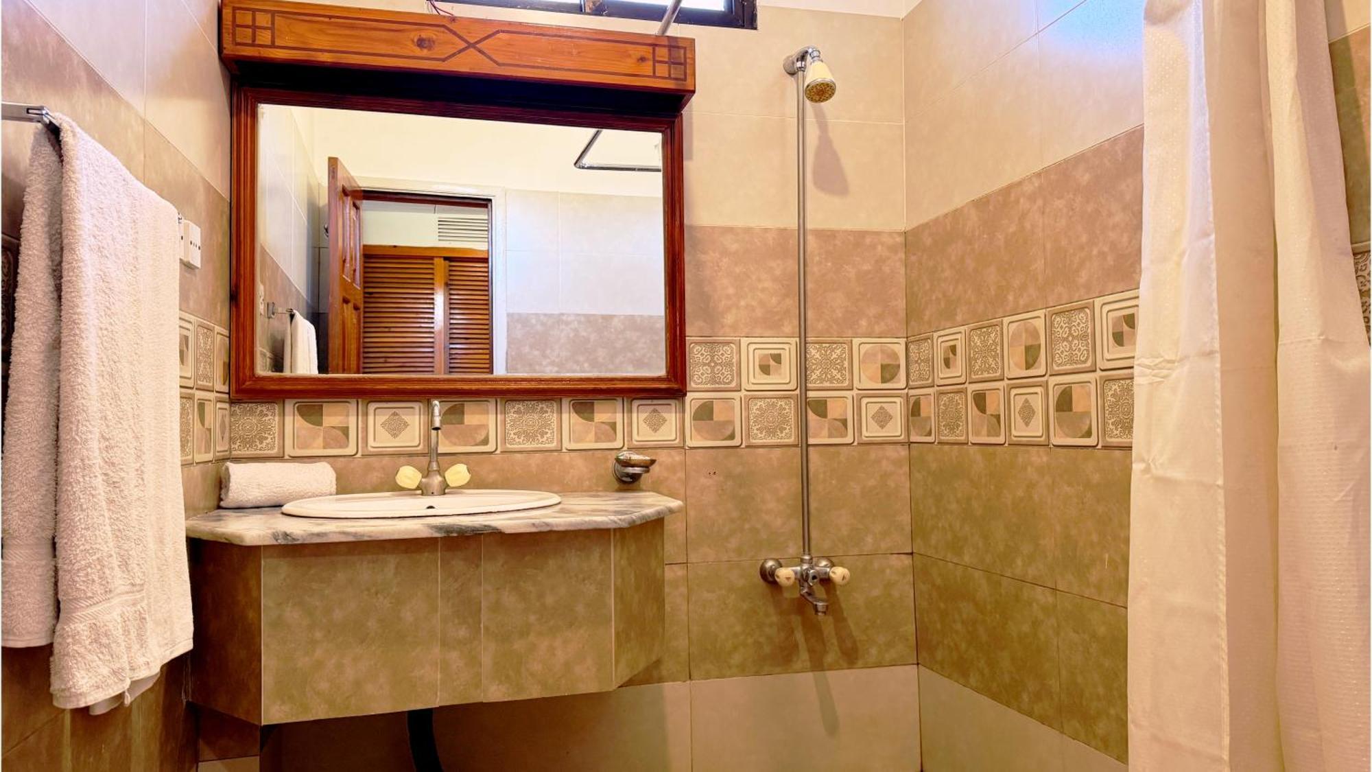 Rock City Resort Saidu Sharif Zewnętrze zdjęcie